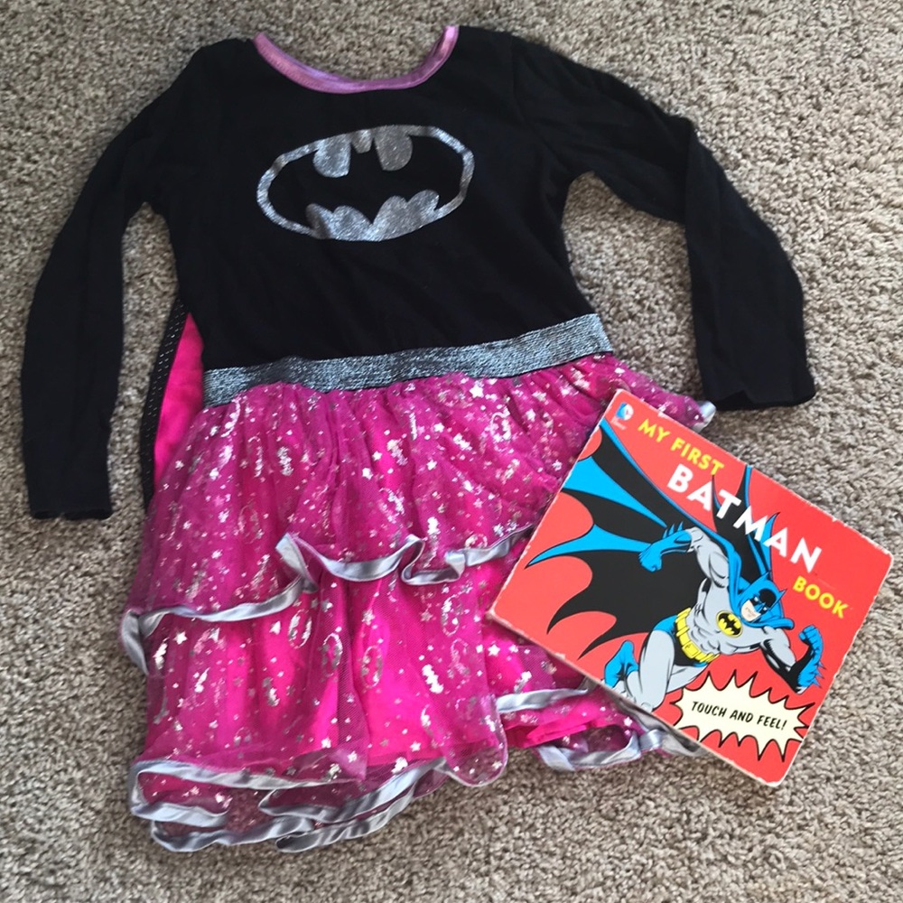 Batgirl dress with Velcro detachable cape and book